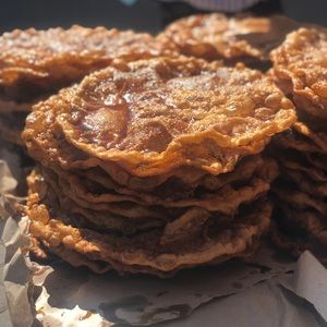 Meet your Posher, Esther